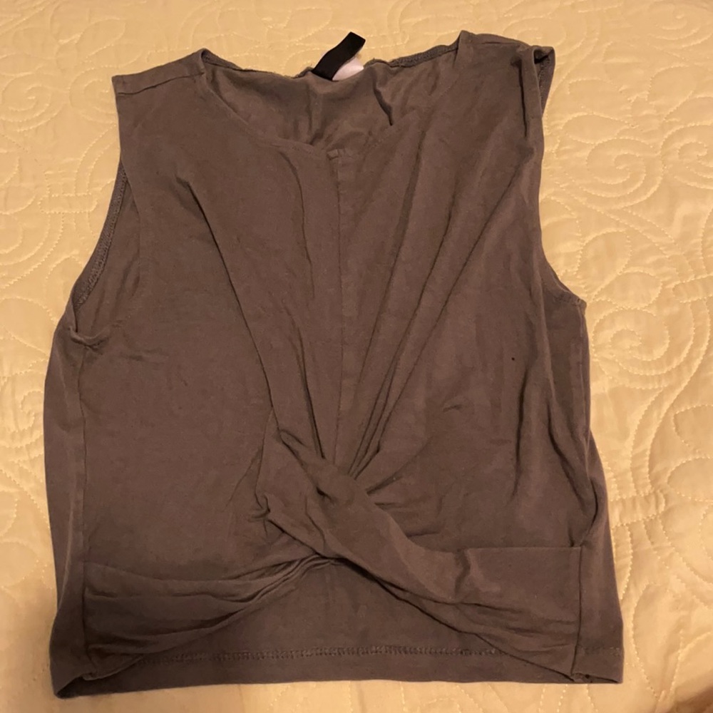 H &M TOP